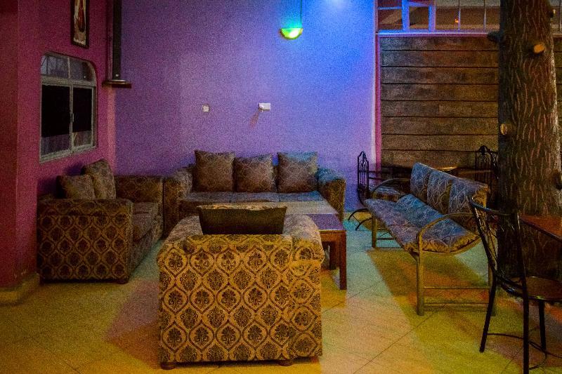 Viewers Park Hotel ナイバシャ エクステリア 写真