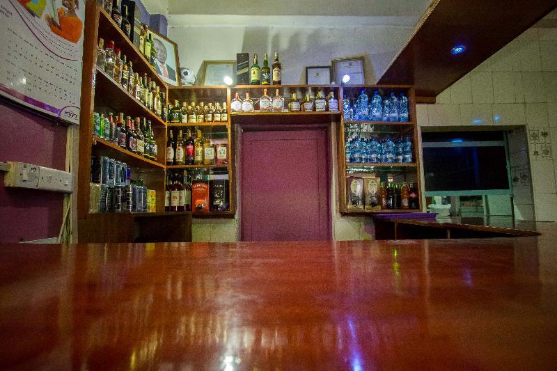 Viewers Park Hotel ナイバシャ エクステリア 写真